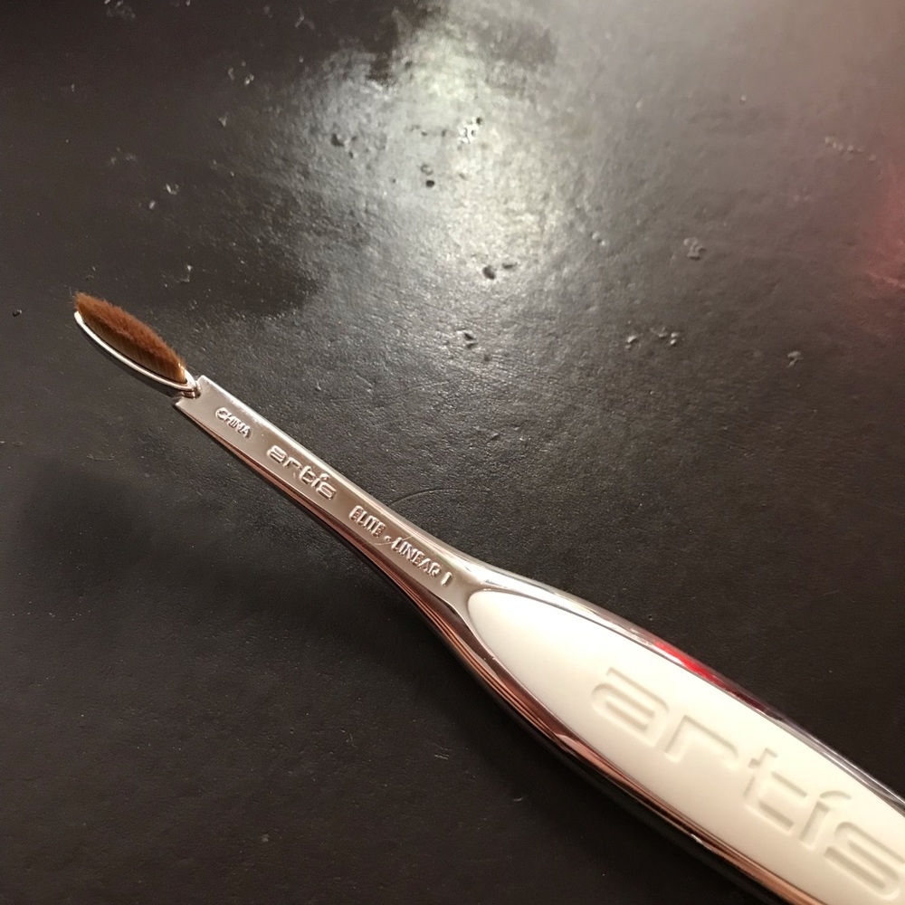 Artis Elite Linear 1 Eyeliner Brush